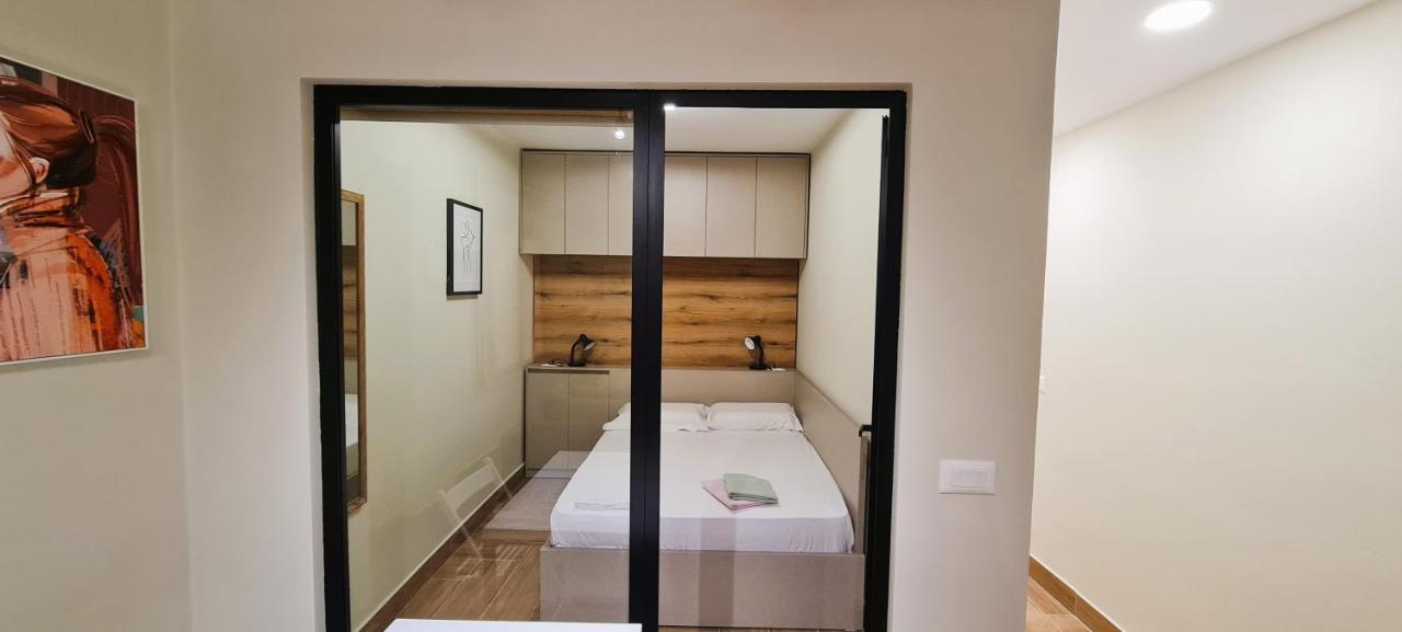 טיראנה 2V1 - Center Apartment 4 מראה חיצוני תמונה