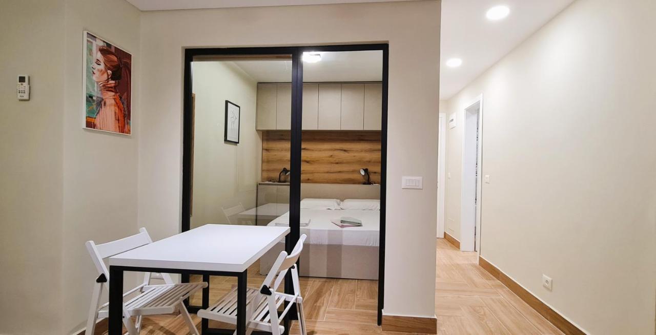 טיראנה 2V1 - Center Apartment 4 מראה חיצוני תמונה